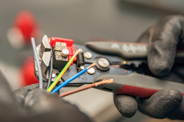 Best Best Electricians Near Me  in Freeman, SD